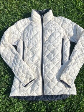 lululemon athletica Quilted Puffer Jacket - Cream with Black Trim